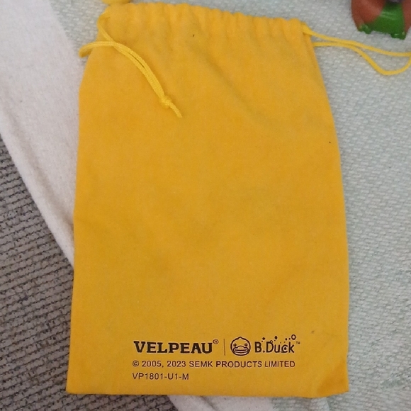 Collectible 23 Rubber Duck Set - Assorted Colors And Bag - Picture 3 of 9